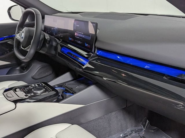 2025 BMW i5 xDrive40 xDrive40