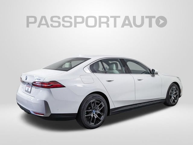 2025 BMW i5 xDrive40 xDrive40
