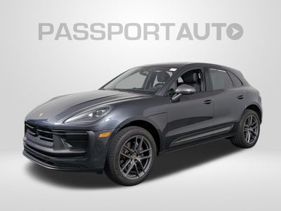 2025 Porsche Macan Base