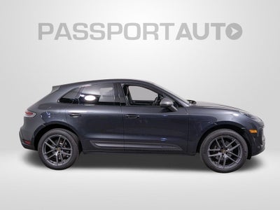 2025 Porsche Macan Base
