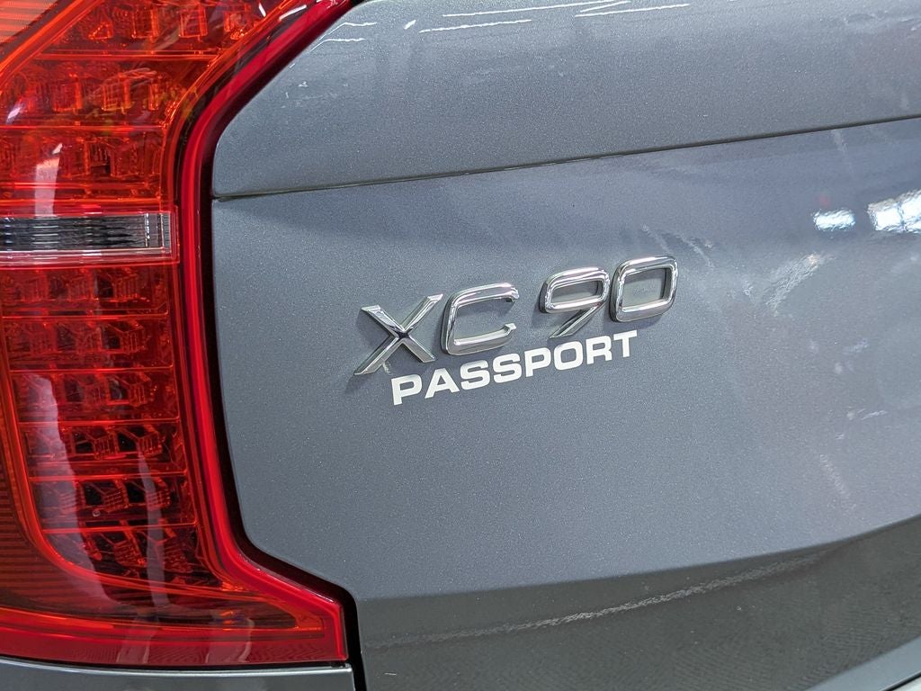 2016 Volvo XC90 T6 Momentum