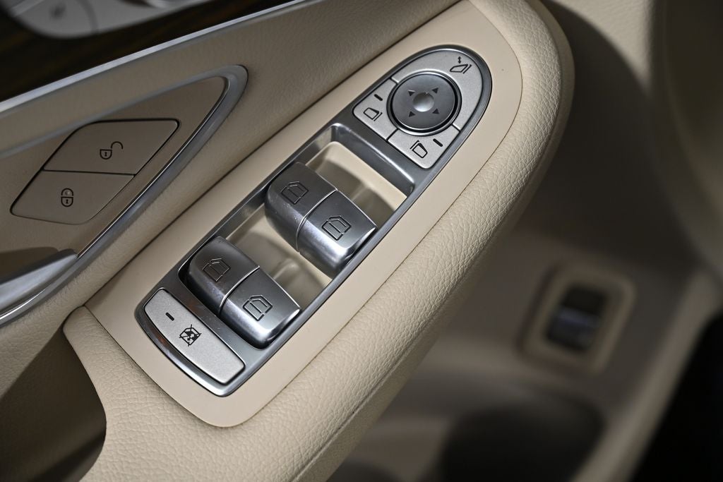 2019 Mercedes-Benz GLC GLC 300