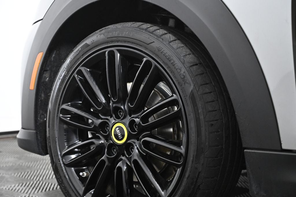 2024 MINI Cooper SE Electric Cooper SE