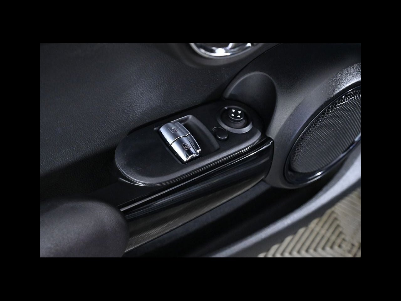 2023 MINI HARDTOP 2 DOOR SIGNATURE