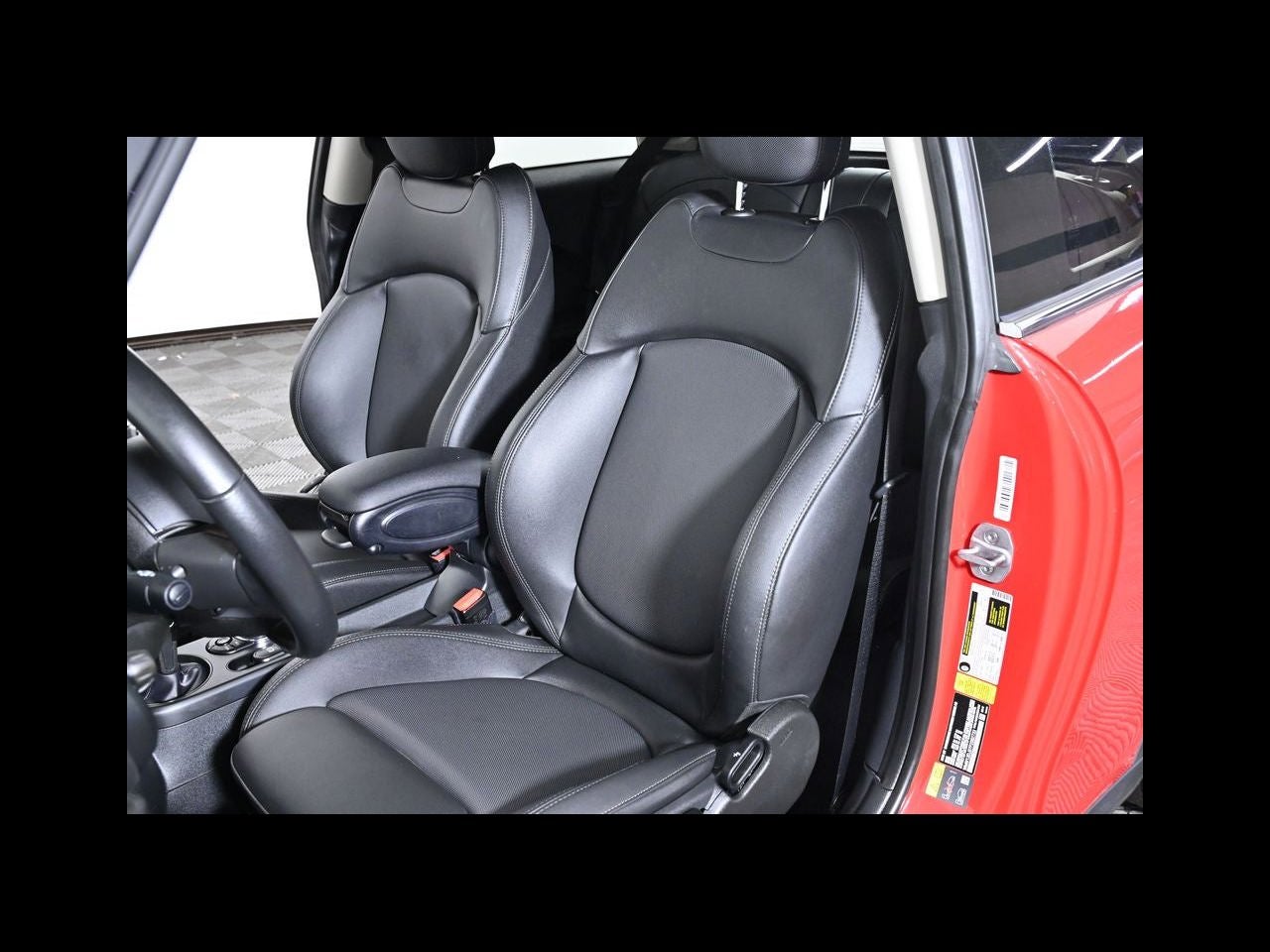 2023 MINI HARDTOP 2 DOOR SIGNATURE