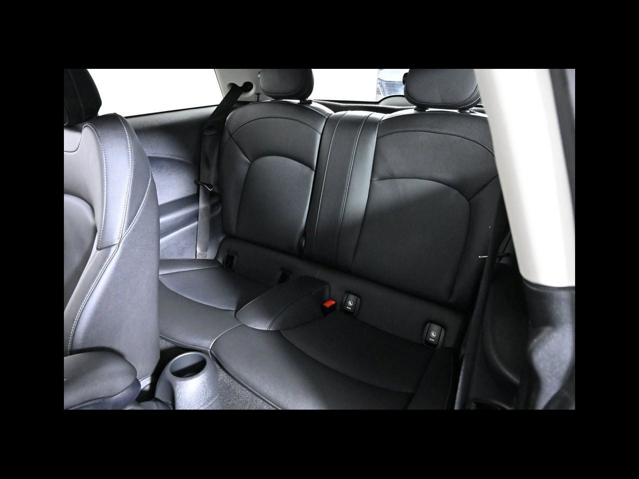 2023 MINI HARDTOP 2 DOOR SIGNATURE