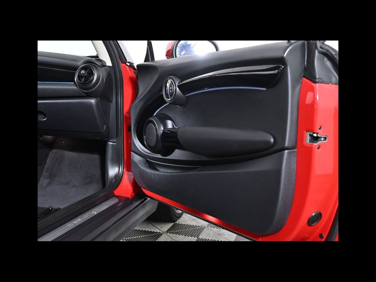 2023 MINI HARDTOP 2 DOOR SIGNATURE