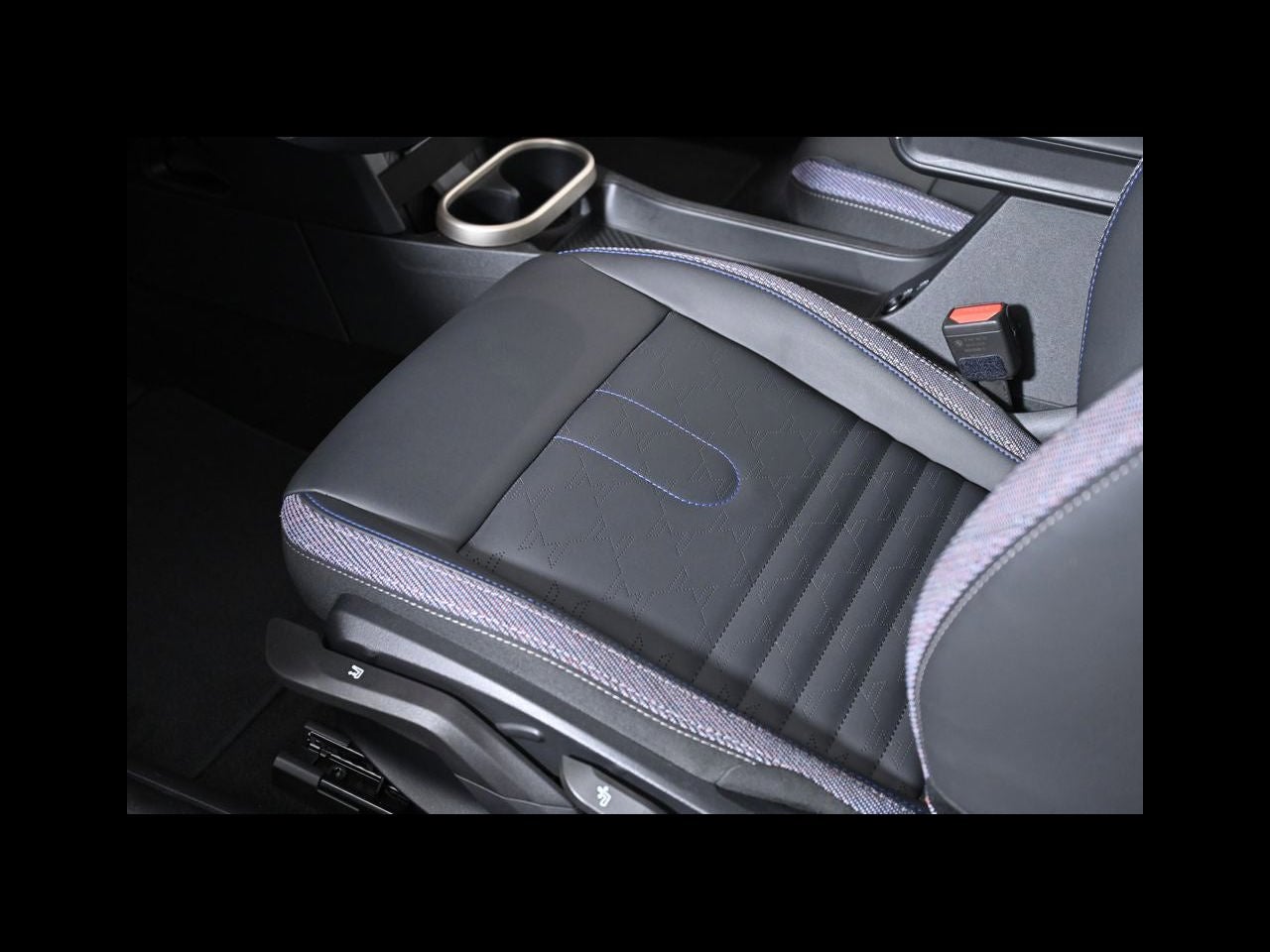 2025 MINI HARDTOP 2 DOOR Cooper