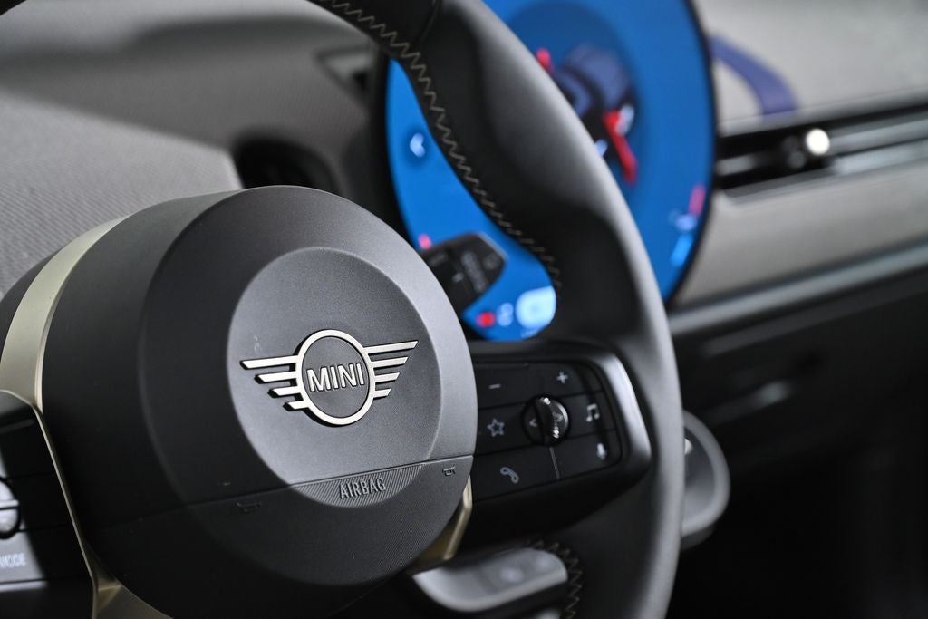 2025 MINI Hardtop 2 Door Cooper