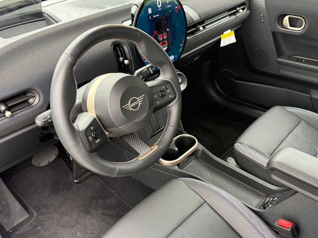 2025 MINI Cooper Hardtop 2 Door Signature Plus