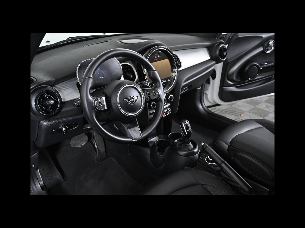 2024 MINI CONVERTIBLE Cooper