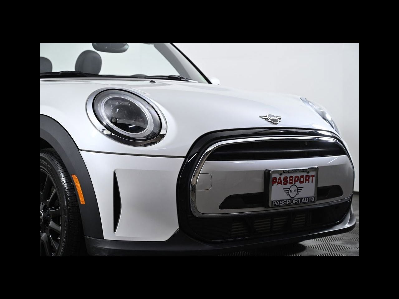 2024 MINI CONVERTIBLE Cooper