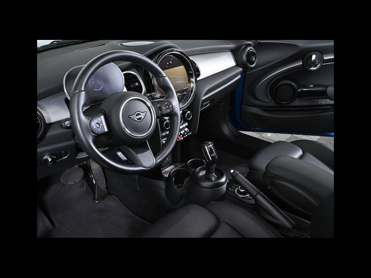 2024 MINI CONVERTIBLE Cooper