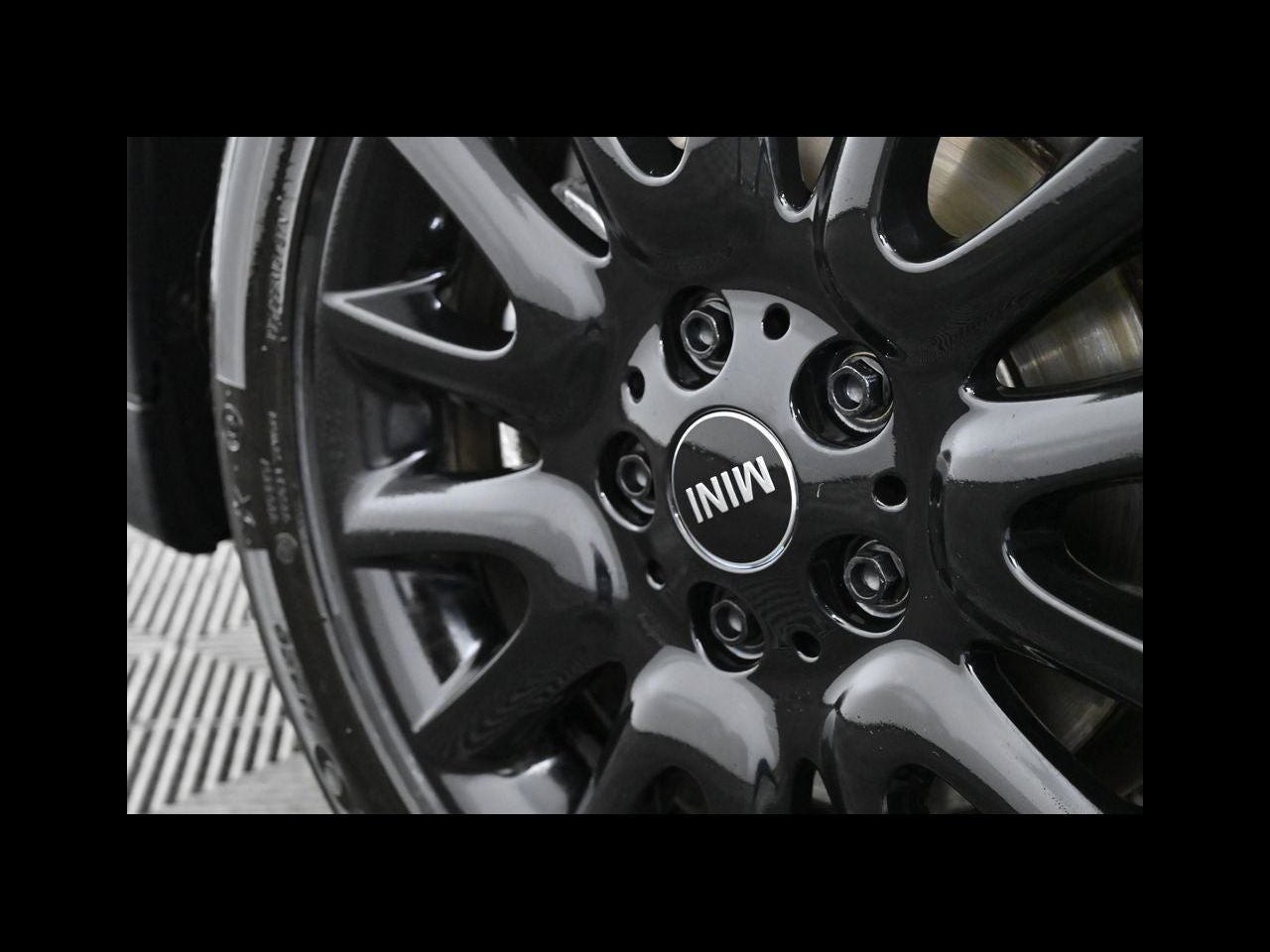 2024 MINI CONVERTIBLE Cooper