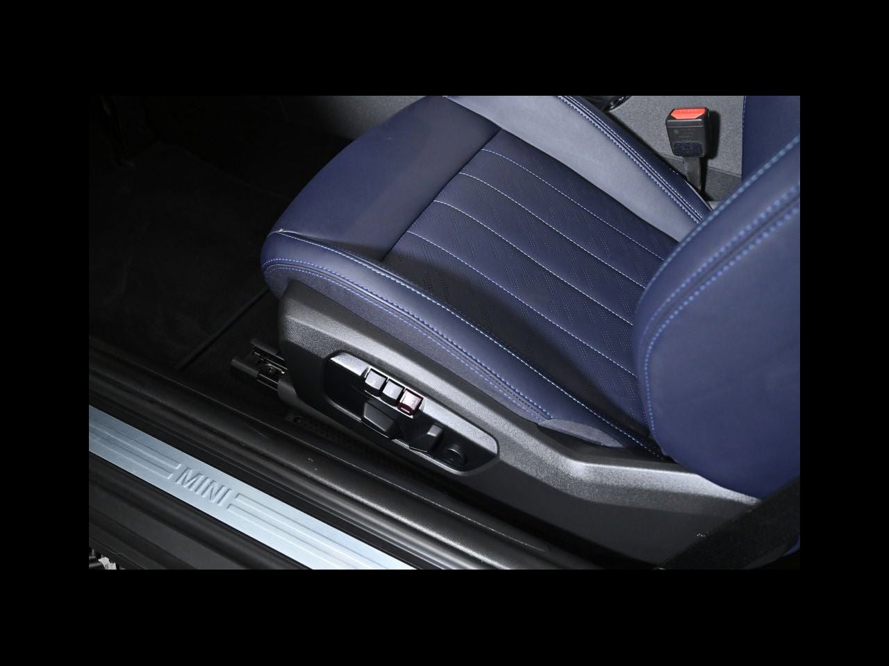 2025 MINI HARDTOP 2 DOOR Cooper S