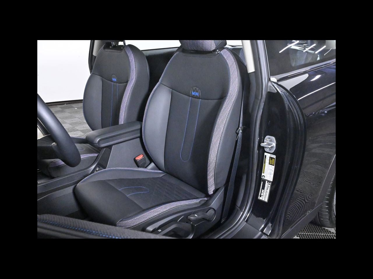 2025 MINI HARDTOP 2 DOOR Cooper S