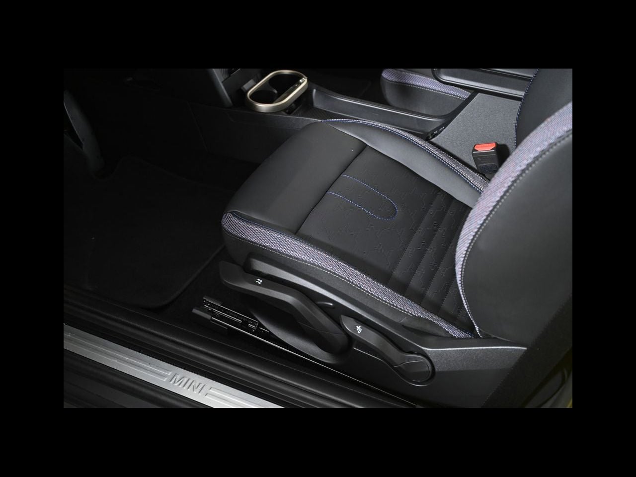 2025 MINI HARDTOP 2 DOOR Cooper S