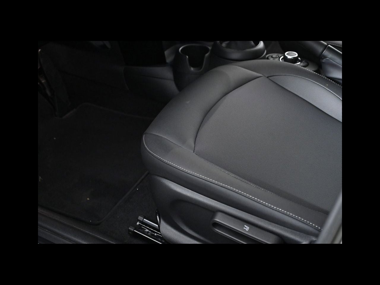 2023 MINI HARDTOP 4 DOOR Cooper