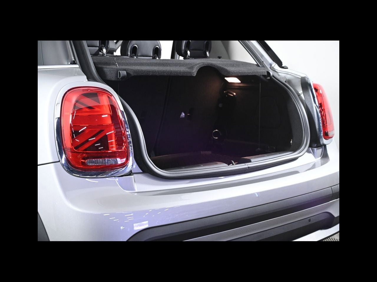 2023 MINI HARDTOP 4 DOOR Cooper