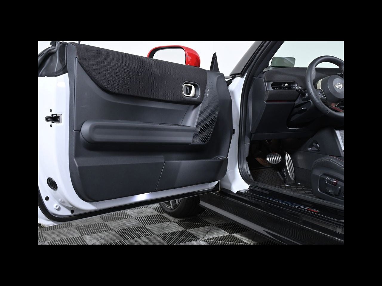 2025 MINI CONVERTIBLE John Cooper Works