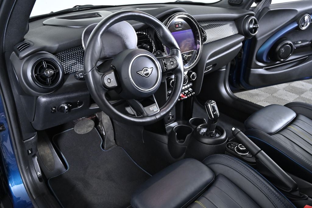 2023 MINI Convertible Base