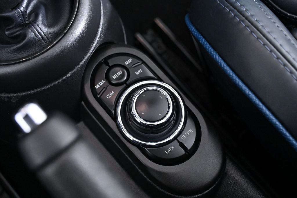 2023 MINI Convertible Base