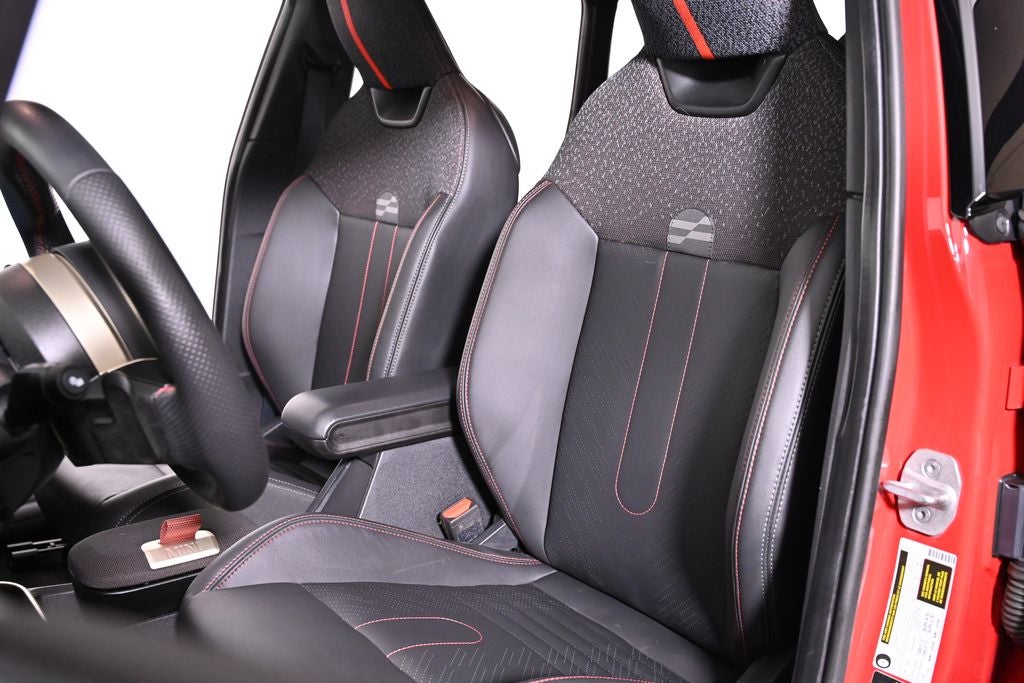 2025 MINI 4 Door Base