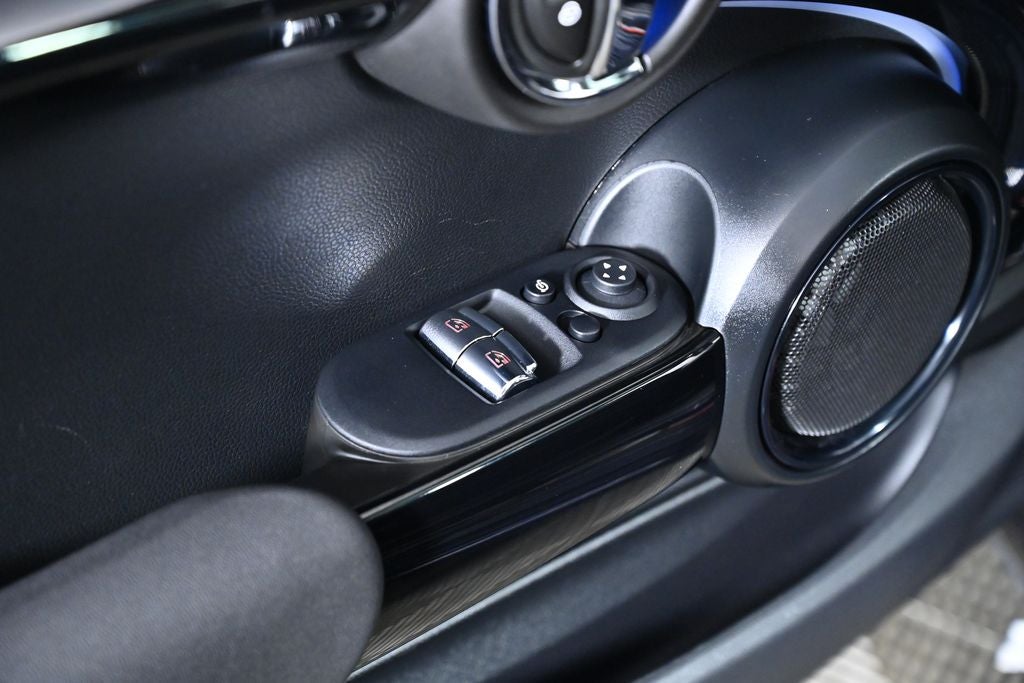 2024 MINI 2 Door Base