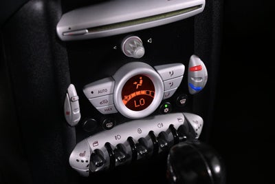 2009 MINI 2 Door Base