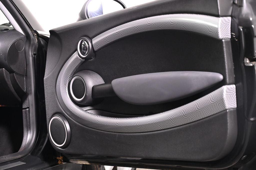 2010 MINI 2 Door Base