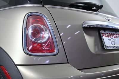 2011 MINI HARDTOP 2 DOOR 2dr Cpe