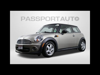 2011 MINI HARDTOP 2 DOOR 2dr Cpe