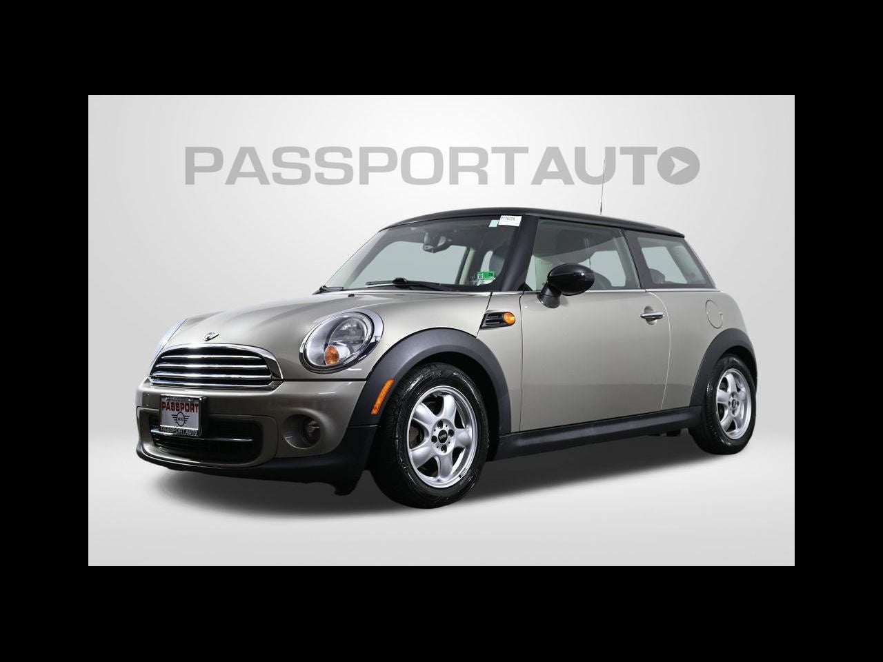 2011 MINI HARDTOP 2 DOOR 2dr Cpe