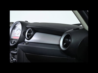 2011 MINI HARDTOP 2 DOOR 2dr Cpe
