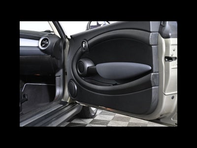 2011 MINI HARDTOP 2 DOOR 2dr Cpe