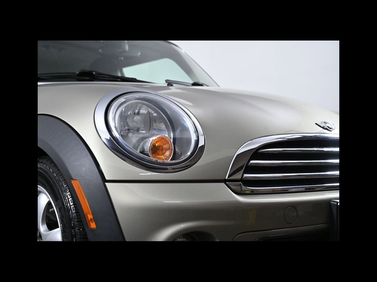 2011 MINI HARDTOP 2 DOOR 2dr Cpe