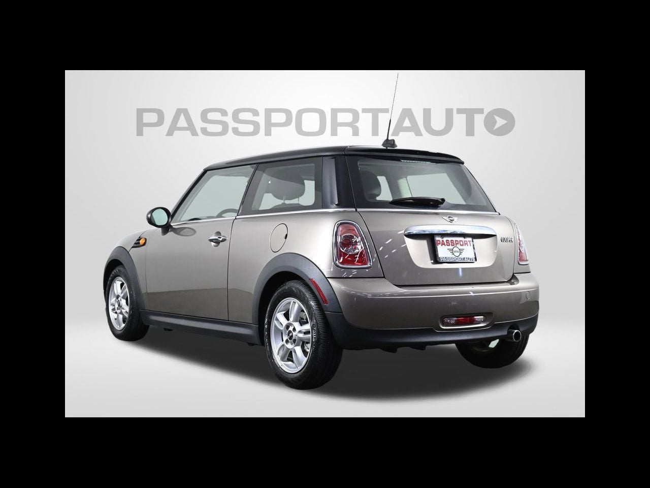 2013 MINI HARDTOP 2 DOOR 2dr Cpe