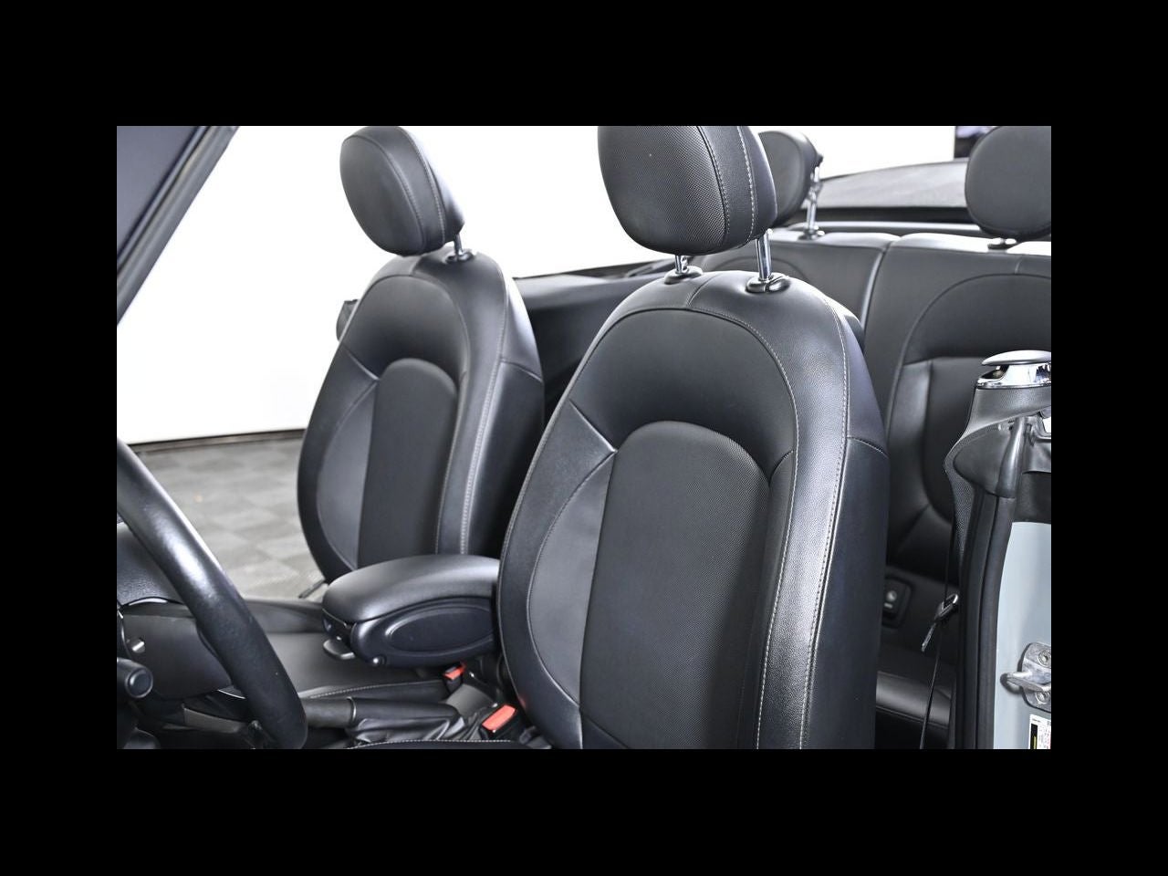 2017 MINI CONVERTIBLE Cooper