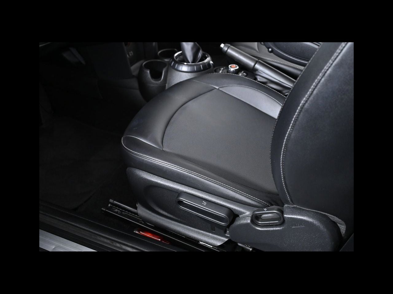 2017 MINI CONVERTIBLE Cooper