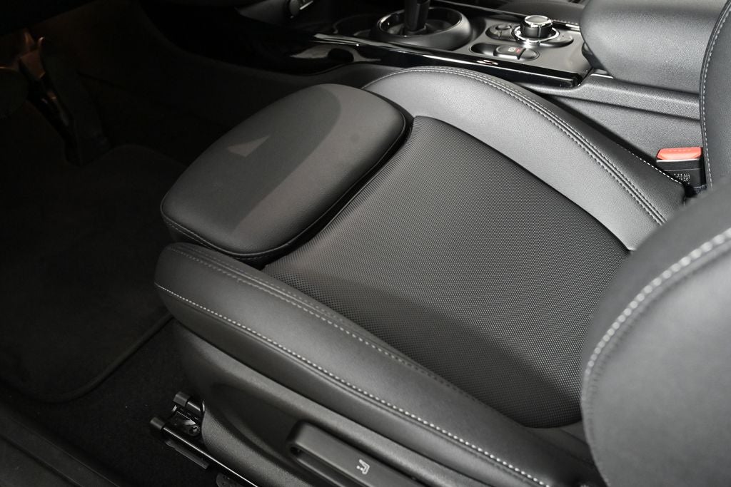 2024 MINI Clubman Base