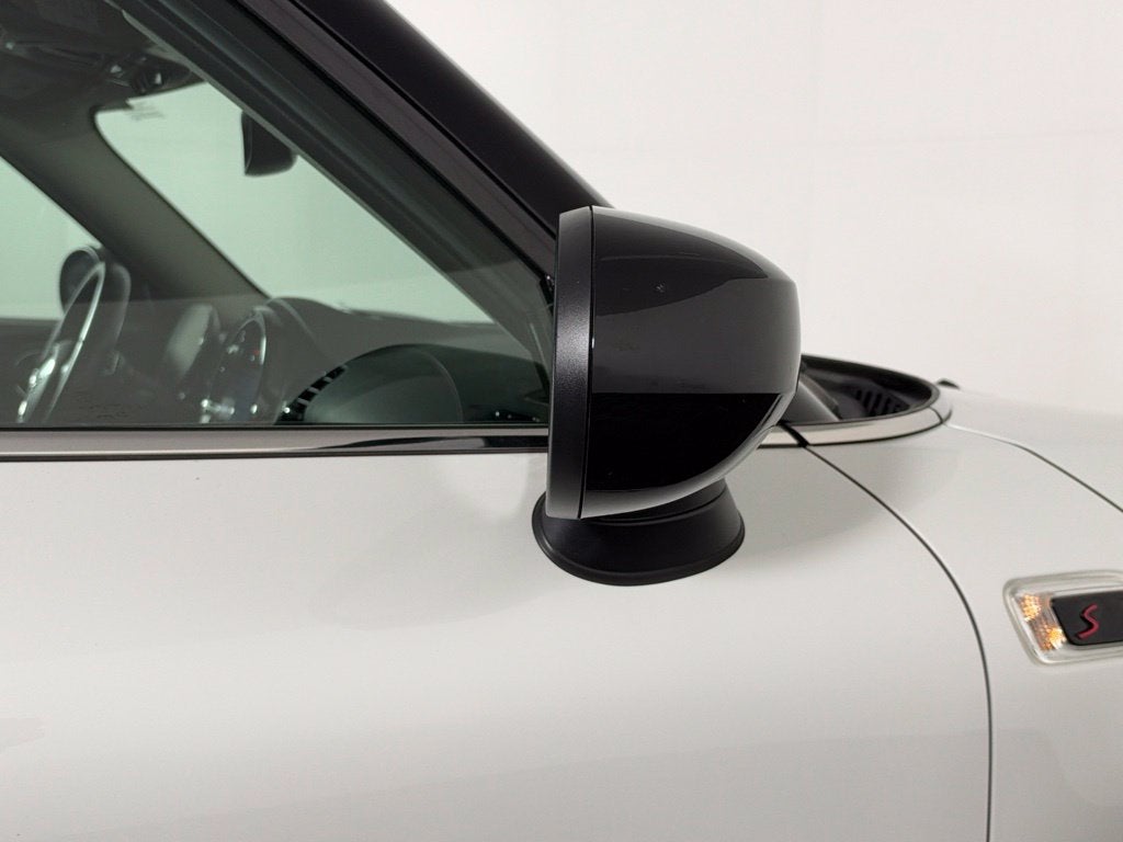 2024 MINI CLUBMAN Base