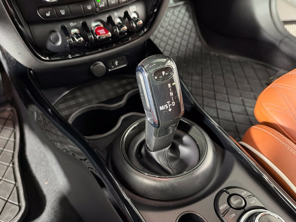 2024 MINI CLUBMAN Base
