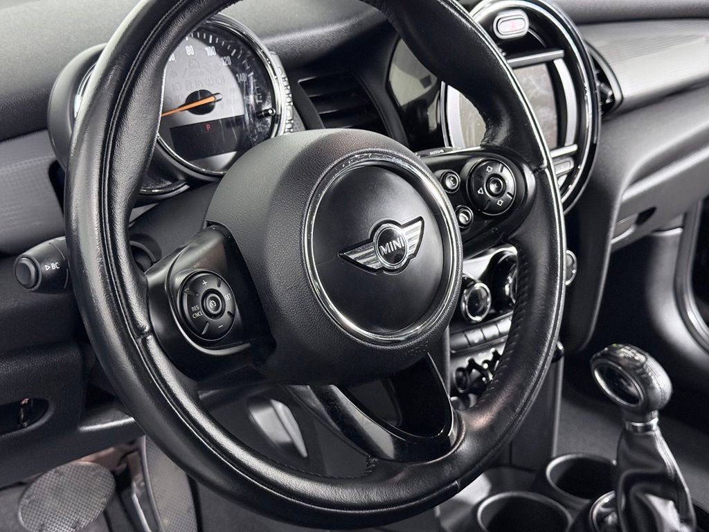2017 MINI Cooper Base
