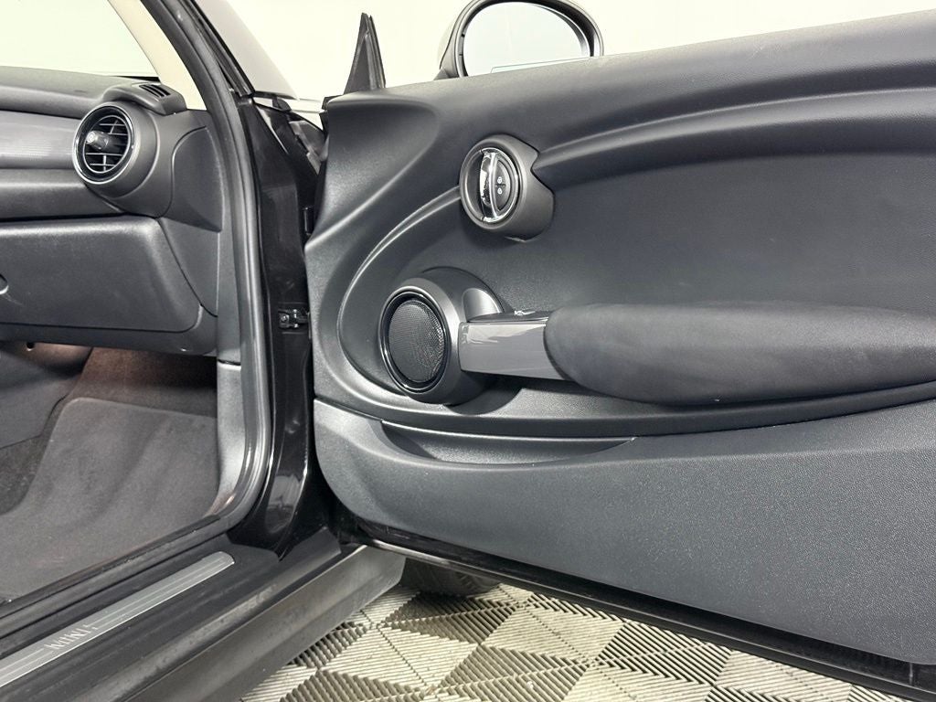 2017 MINI Cooper Base