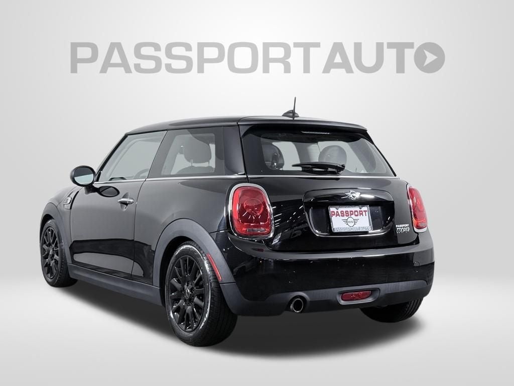 2017 MINI Cooper Base
