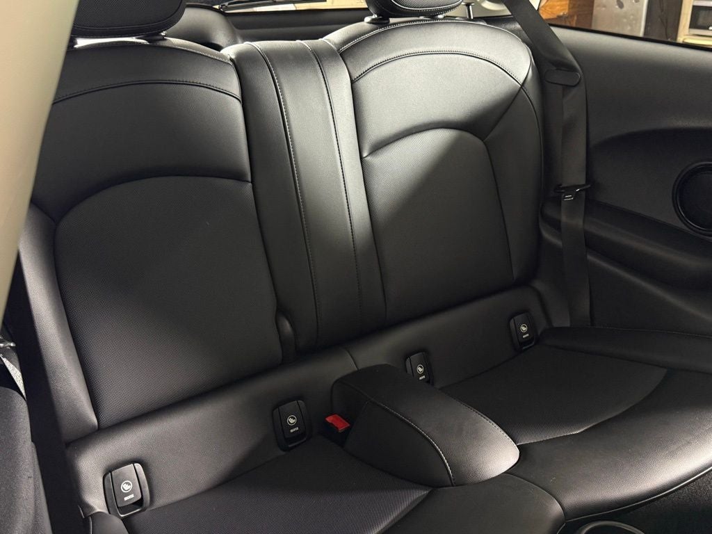 2021 MINI 2 Door Base