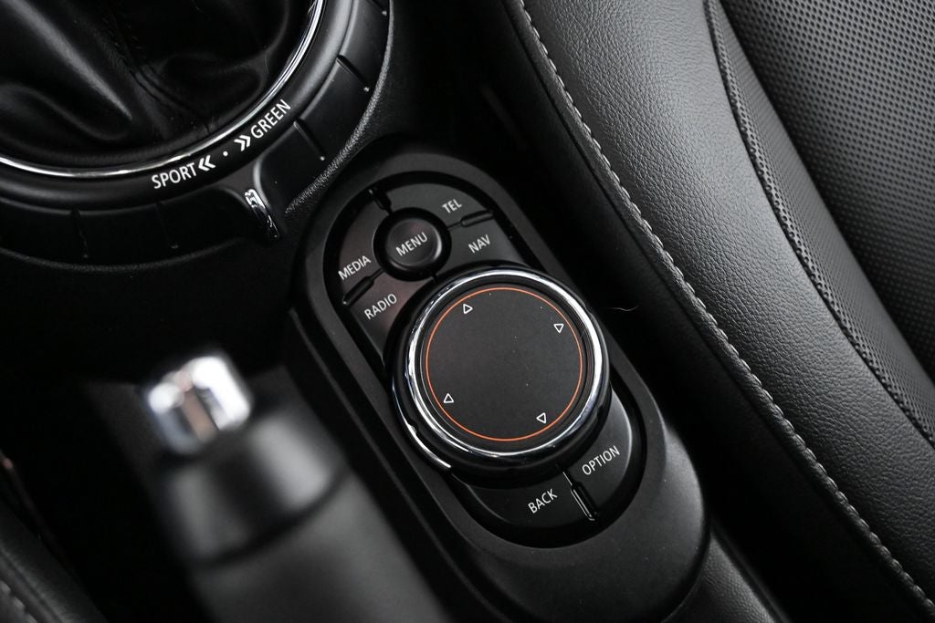 2015 MINI Cooper Base