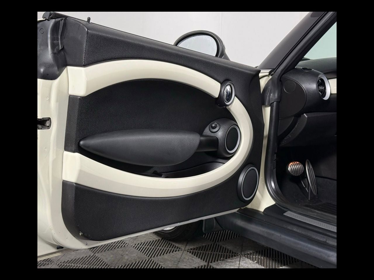 2012 MINI CONVERTIBLE S