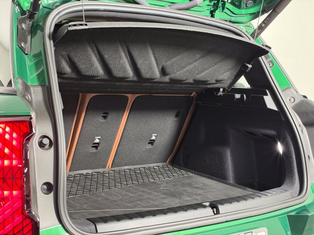 2025 MINI COUNTRYMAN Base