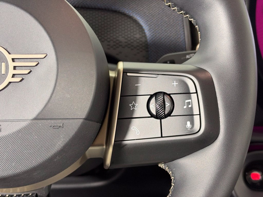 2025 MINI COUNTRYMAN Base